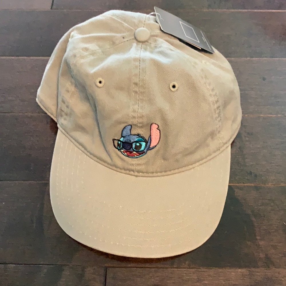 NWT DISNEY STITCH DAD CAP